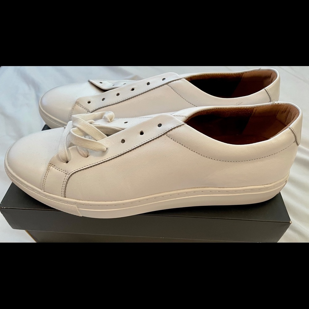 *WORN ONCE* MEN’S New Republic shoe in all white, Size 11.5, no box.